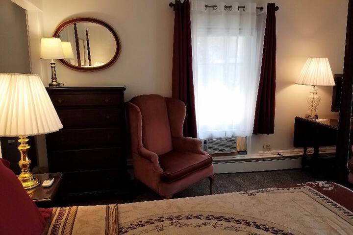 Room 12 of 26