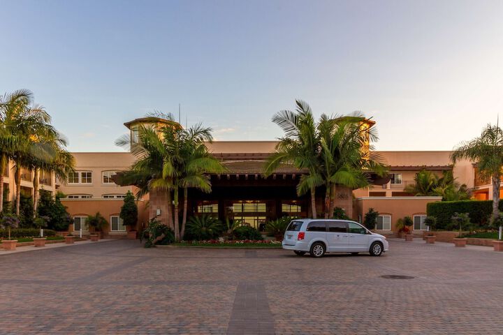 Hotel 5 of 105