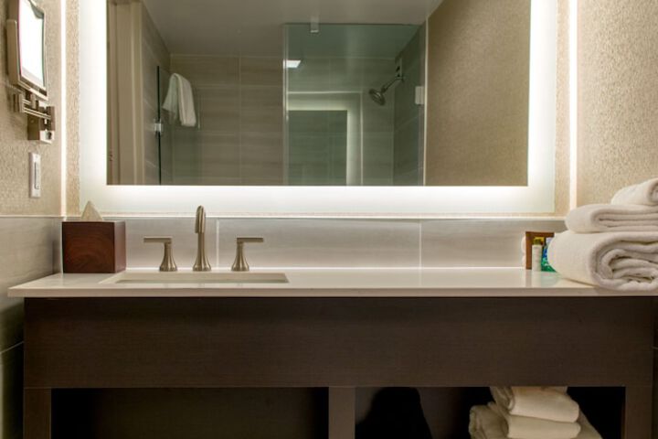 Crowne Plaza Executive Center Baton Rouge by IHG