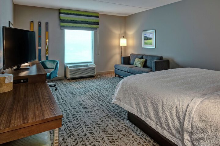 Hampton Inn & Suites Nashville / Goodlettsville