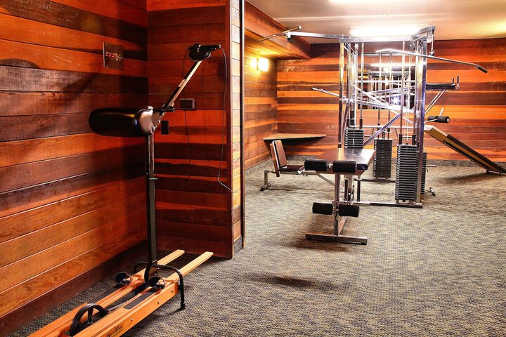 Room 14 of 36