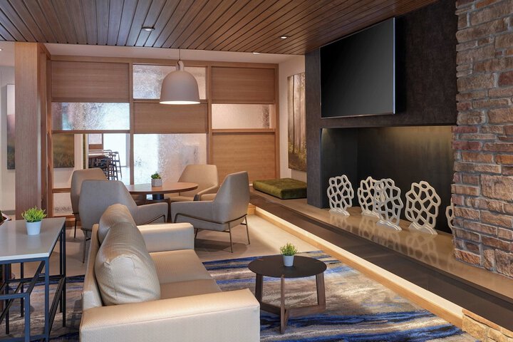 Fairfield Inn & Suites by Marriott Midland