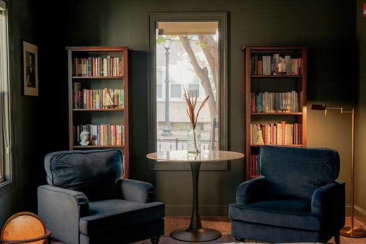 Room 14 of 28
