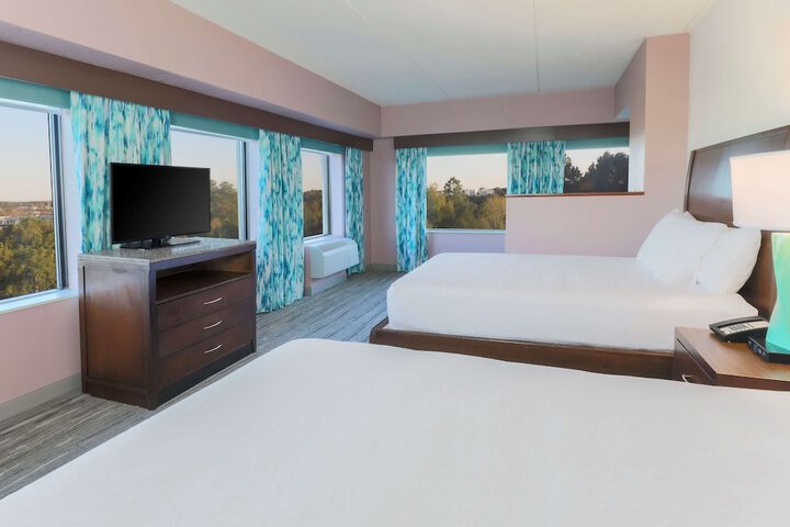 Room 15 of 44