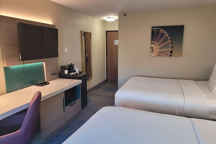 Room 15 of 34