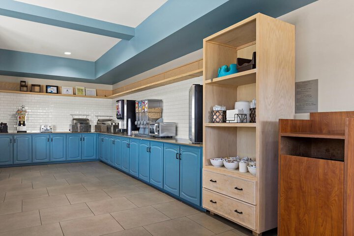 Country Inn & Suites by Radisson Hinesville, GA