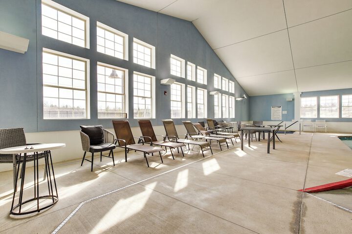pattie's Other Place - Indoor Pool Access!
