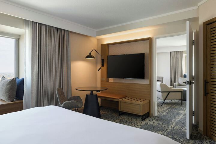 Sheraton Grand Sacramento Hotel