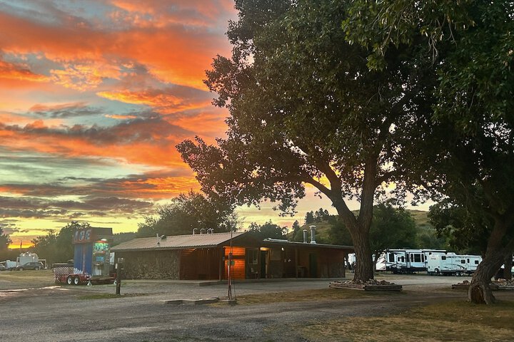 Days End Campground & RV Park