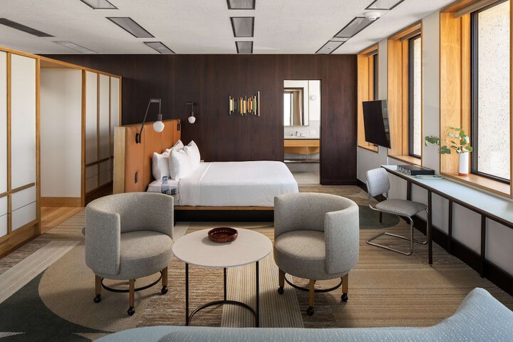 Room 21 of 91