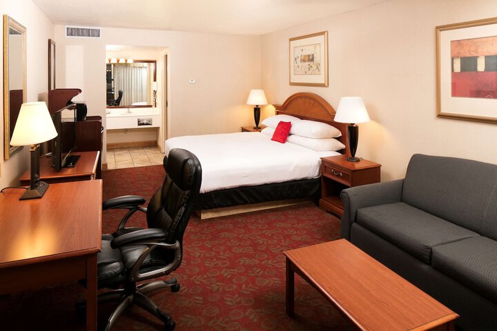 Room 25 of 72