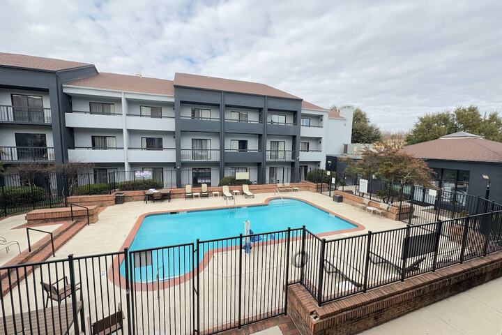 Pool 4 of 72