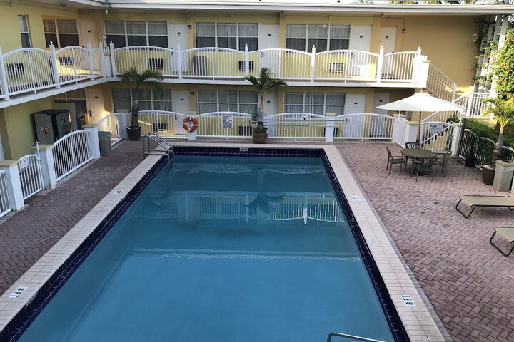 Pool 18 of 130