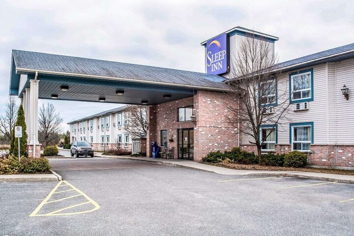 Hotel 2 of 36