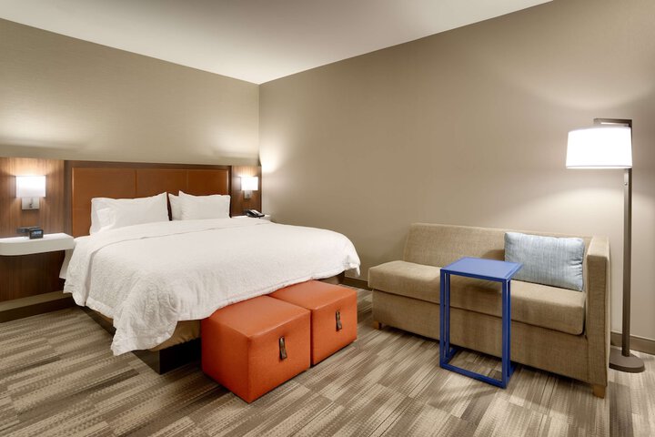 Room 12 of 31