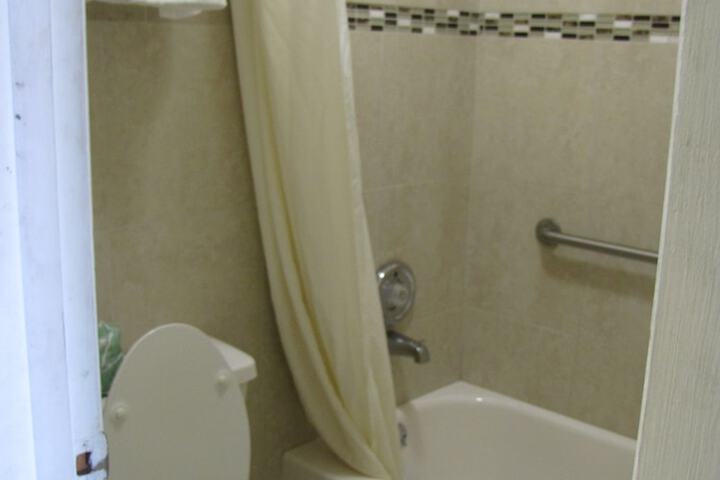 Room 18 of 26