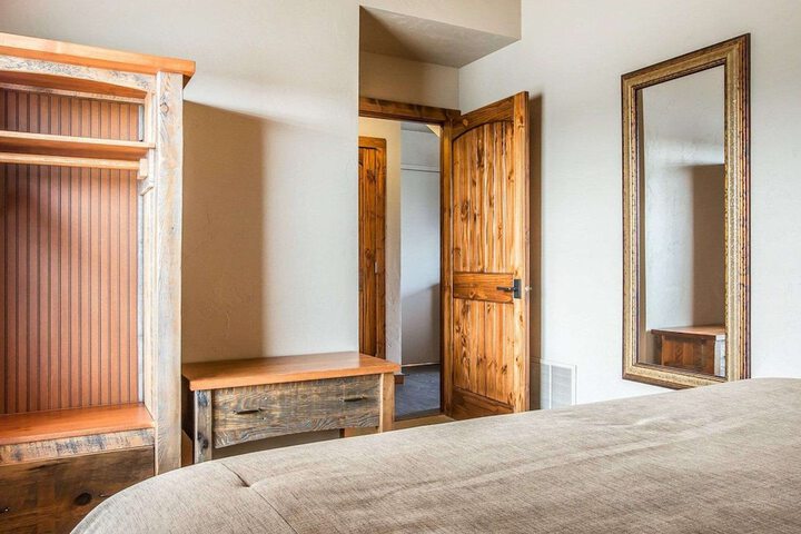 Yellowstone Valley Lodge an Ascend Collection Hotel