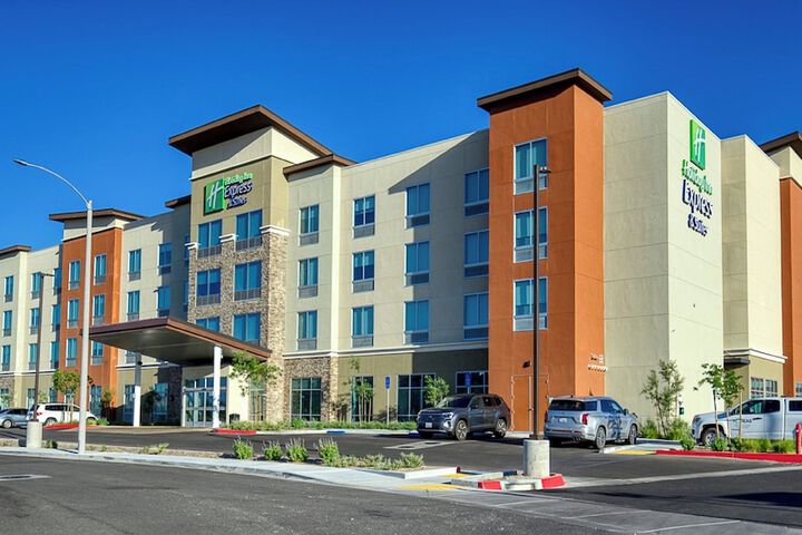 Hotel 3 of 37