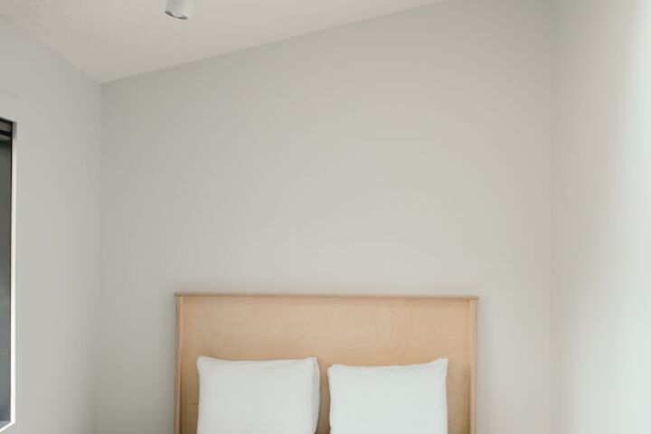 Room 80 of 156
