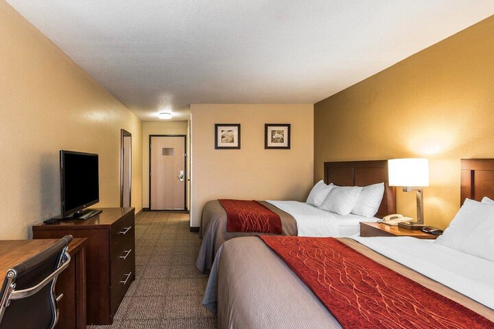 Room 7 of 25