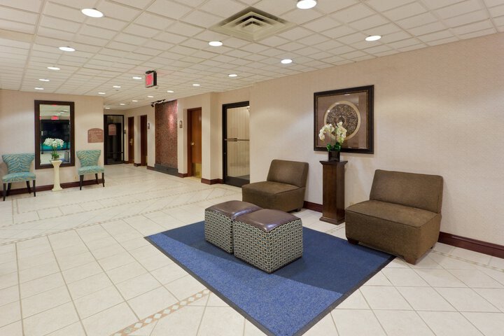 Hotel 4 of 32