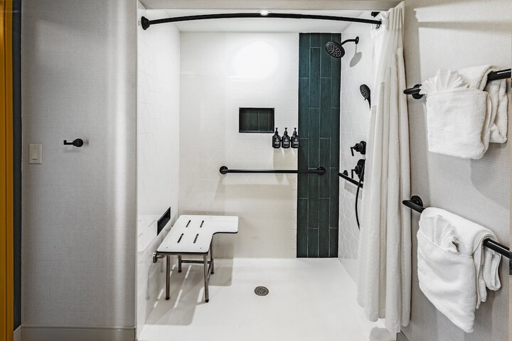 Room 31 of 69