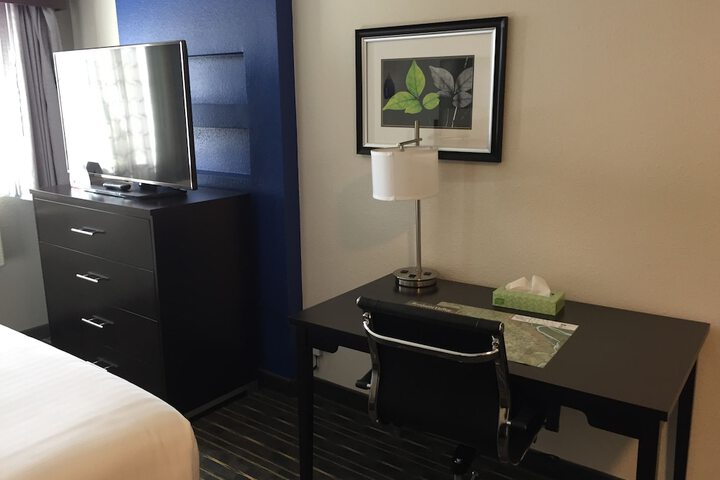 Room 22 of 42