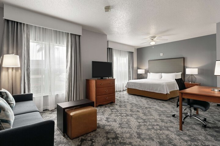 Room 11 of 43