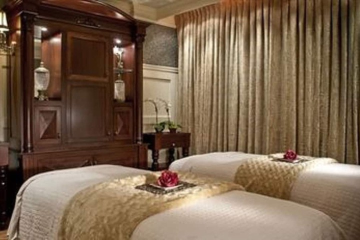 Room 32 of 64