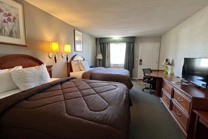 Room 33 of 44