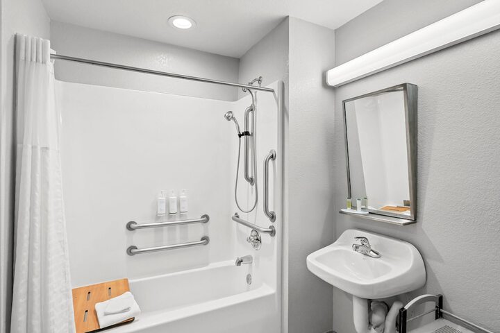 Microtel Inn & Suites by Wyndham Searcy