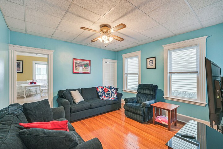 Medford Apartment Rental 5 Mi to Downtown Boston