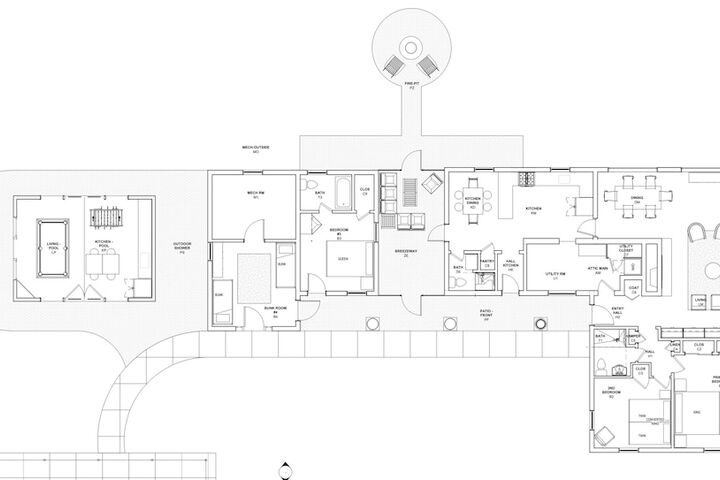 Bayfront Retreat w / Game Room + Outdoor Pool!