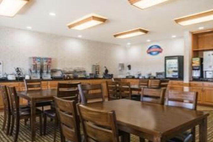 Norwood Inn and Suites