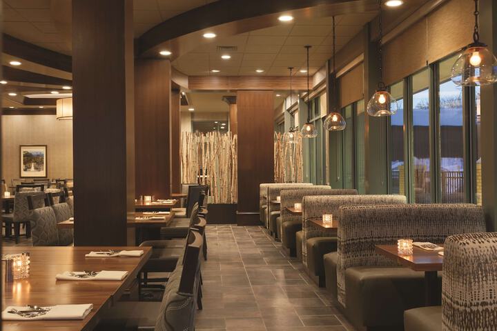 Embassy Suites Saratoga Springs