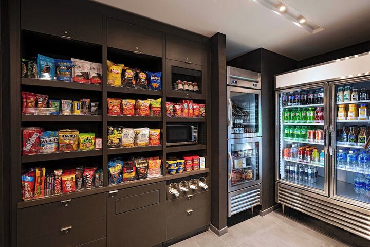 Courtyard by Marriott Dallas Grand Prairie