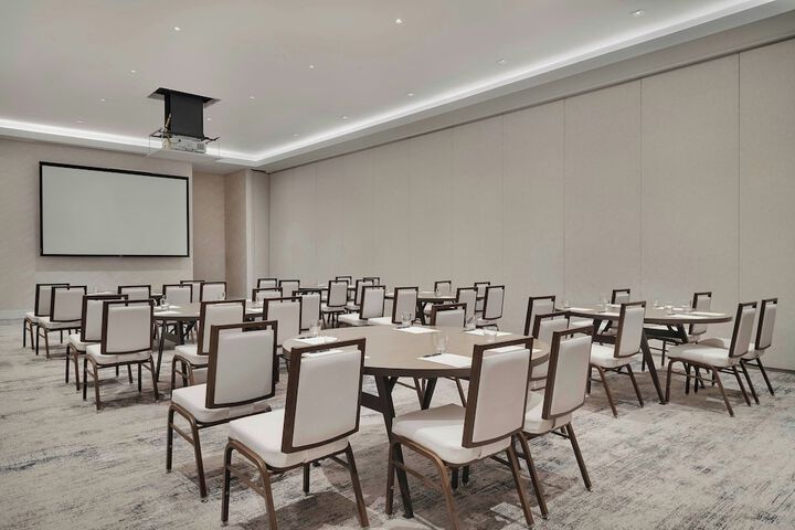 Ac Hotel Bentonville