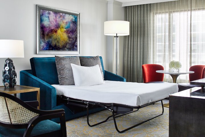 Room 50 of 109