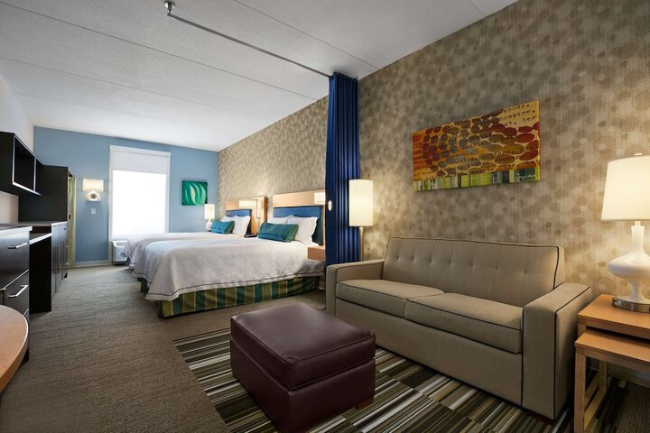 Room 12 of 34