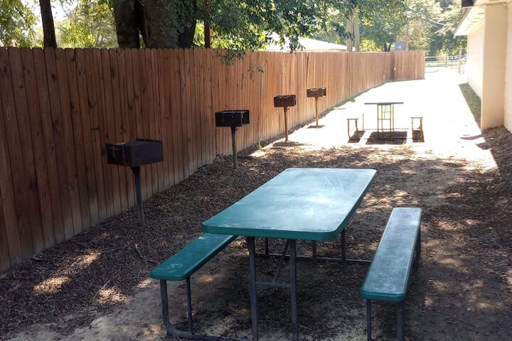 Property Grounds 42 of 42