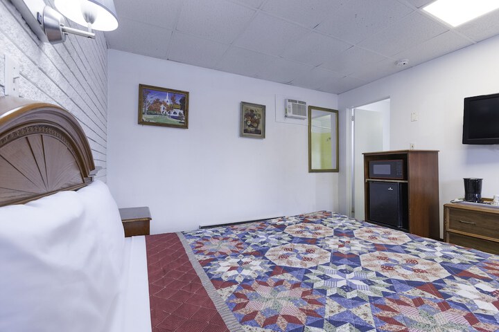 Room 34 of 78