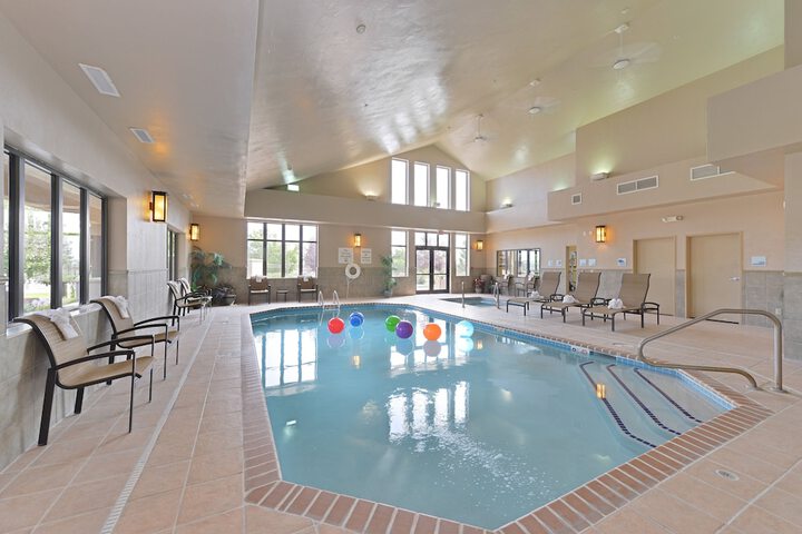 Holiday Inn Express & Suites Gillette by IHG