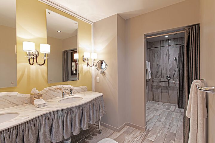 Room 14 of 57
