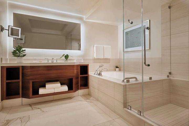 Room 70 of 193