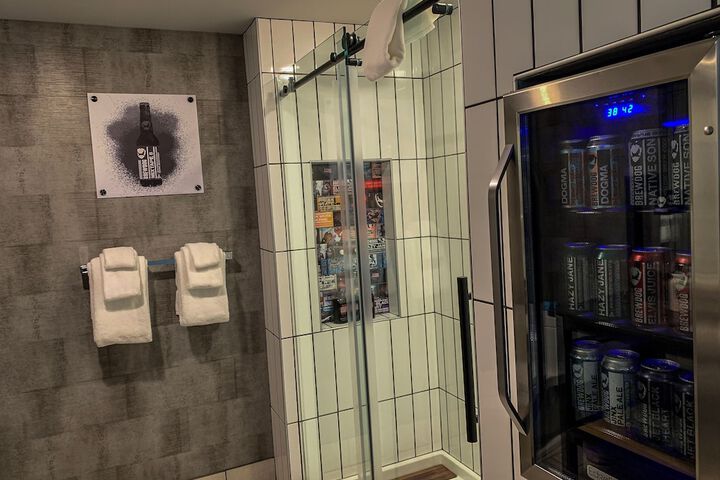 Room 15 of 24