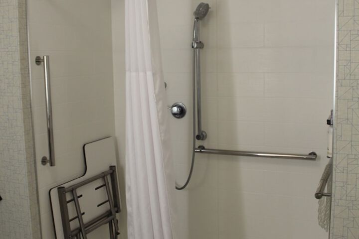 Room 17 of 59