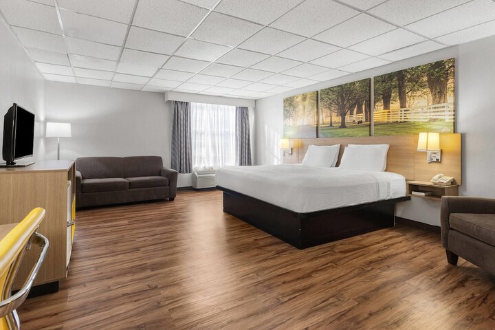 Days Inn by Wyndham Madisonville