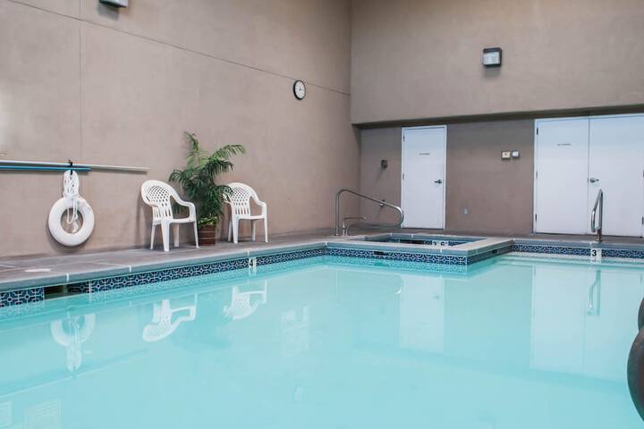 Pool 7 of 34