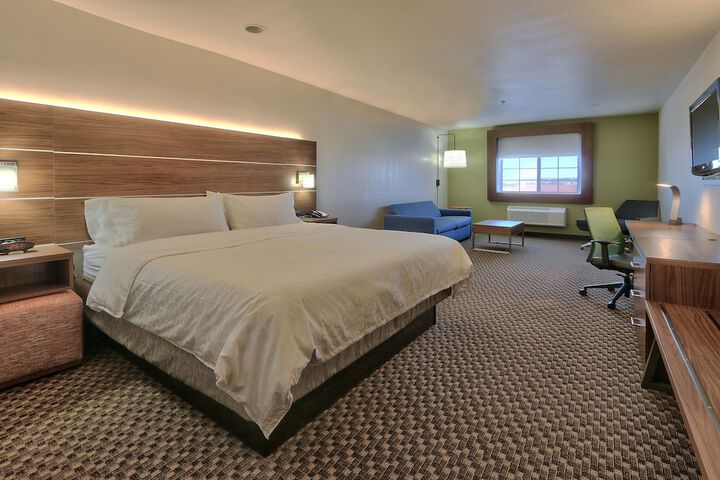 Room 14 of 29