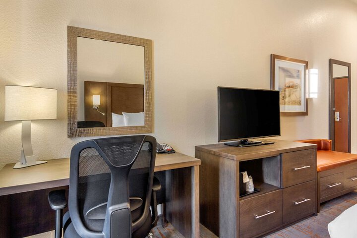 Room 35 of 67